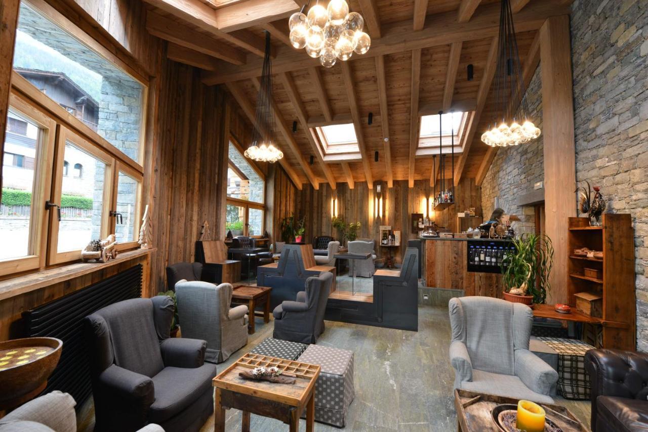 Hotel Maison Saint Jean Courmayeur Exterior foto